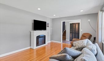 898 W Cunningham St, Alcoa, TN 37701
