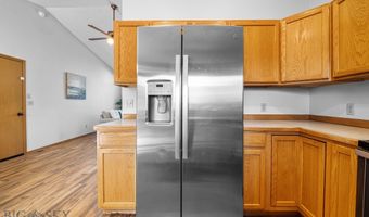 704 Mayfair Dr, Belgrade, MT 59714