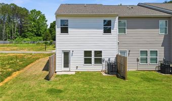157 Village Green Dr, Adairsville, GA 30103