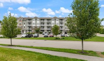1 Francis Dr 211, Andover, MA 01810