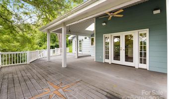 32 Delano Rd, Asheville, NC 28805
