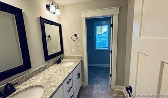 550 Legacy Lakes Way, Aberdeen, NC 28315