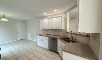 927 Jasara Cir, Baldwin City, KS 66006