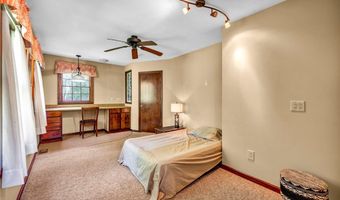 3596 Glenwood Dr, Austinburg, OH 44010