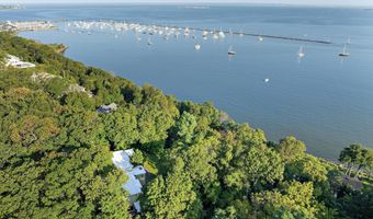 1 Cameron Cir, Atlantic Highlands, NJ 07716