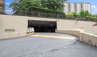 5225 POOKS HILL Rd 703N, Bethesda, MD 20814