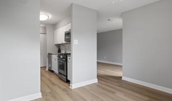 8316 TOBIN Rd 8316-11, Annandale, VA 22003