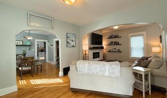 1403 N ONEIDA St, Appleton, WI 54911