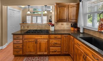 900 Danforth St, Alton, IL 62002