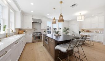 247 PINE Dr, Bayville, NJ 08721