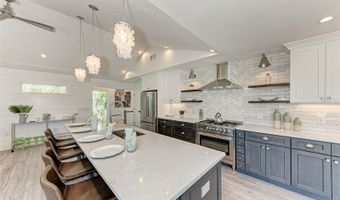256 GLADIOLUS St, Anna Maria, FL 34216