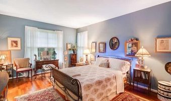 18 MISSION Way, Barnegat, NJ 08005