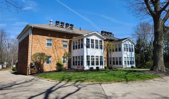 1166 1170 Sunset Dr, Alliance, OH 44601