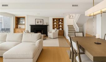 31 Coddington Wharf 24, Newport, RI 02840