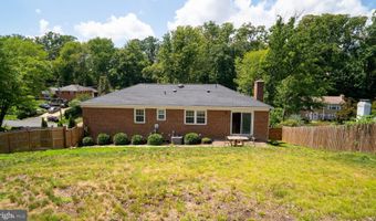 5012 LARNO Dr, Alexandria, VA 22310