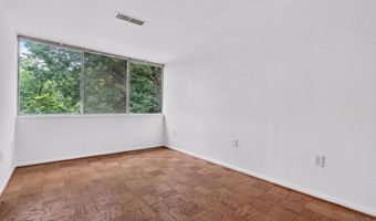 7753 PATRIOT Dr 54, Annandale, VA 22003