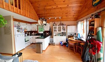 272 Narrows Rd, Barnstead, NH 03225
