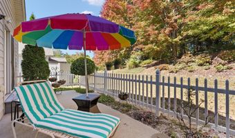 23 Holiday Dr, Arden, NC 28704