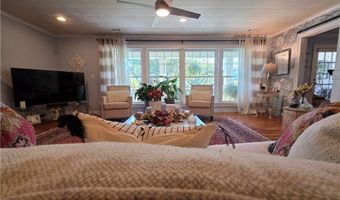 610 Central Ave, Bentonville, AR 72712
