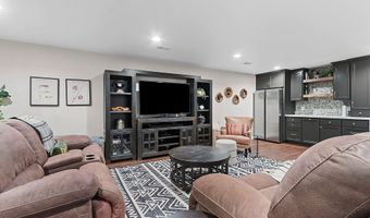 2066 W HERON Ln, Appleton, WI 54913