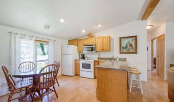 91589 DEARBORN ISLAND Rd, Blue River, OR 97413