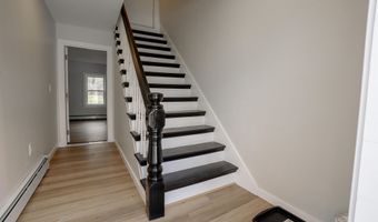 27 Washington St, Ashland, NH 03217