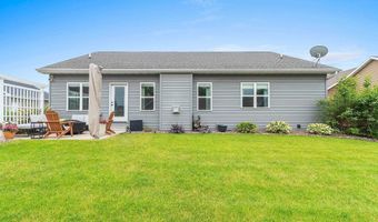 2066 W HERON Ln, Appleton, WI 54913
