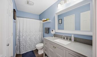 727 22nd Ave SW, Altoona, IA 50009