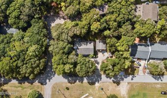 201 Hoop Pole Creek Dr, Atlantic Beach, NC 28512