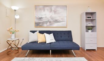 609 Watersedge Dr, Ann Arbor, MI 48105