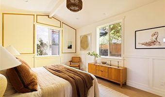 3926 Sunset Dr, Los Angeles, CA 90027