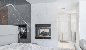 32 Princeville Ln, Las Vegas, NV 89113