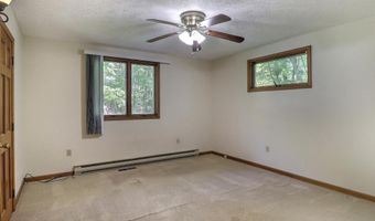 93 Skyline Dr, Albrightsville, PA 18210