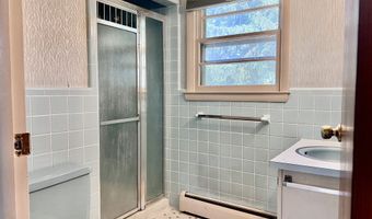 239 Bates Dr, Cheshire, CT 06410