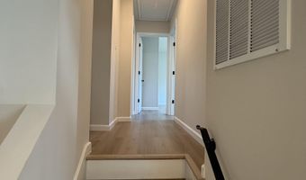 310 Spruce St, Absecon, NJ 08201
