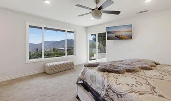 2450 Vista Lago Ter, Escondido, CA 92029