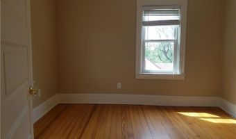 3 Bay View Ave 3, Bristol, RI 02809