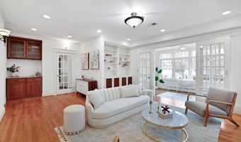 3113 44TH St NW, Washington, DC 20016