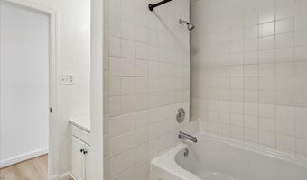 5222 POOKS HILL Rd #E-31, Bethesda, MD 20814