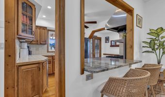 854 Main St, Belford, NJ 07718