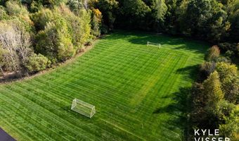 7787 S Gracemoor Ct SE, Alto, MI 49302