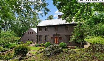 527 Red Tailed Hawk Rd, Banner Elk, NC 28604