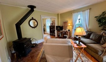 23 Holland St, Bangor, ME 04401