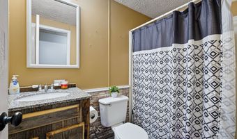 215 Erwin Rd, Adairsville, GA 30103