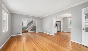 6145 12TH St N, Arlington, VA 22205