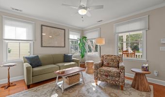 1307 Broad St, Beaufort, SC 29902