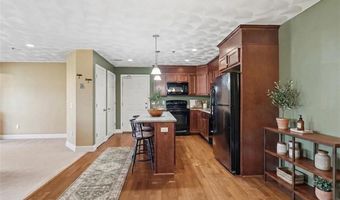 15 Saw Mill Dr 307, North Kingstown, RI 02852
