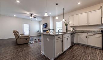 201 Graham Cir, Adairsville, GA 30103