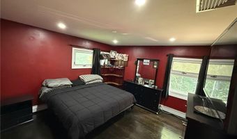 19 S Long St, Johnston, RI 02919