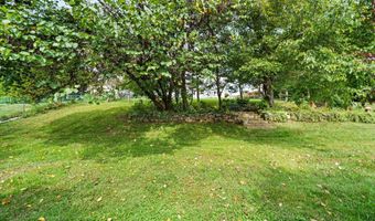 28 STATEN Dr, Hockessin, DE 19707